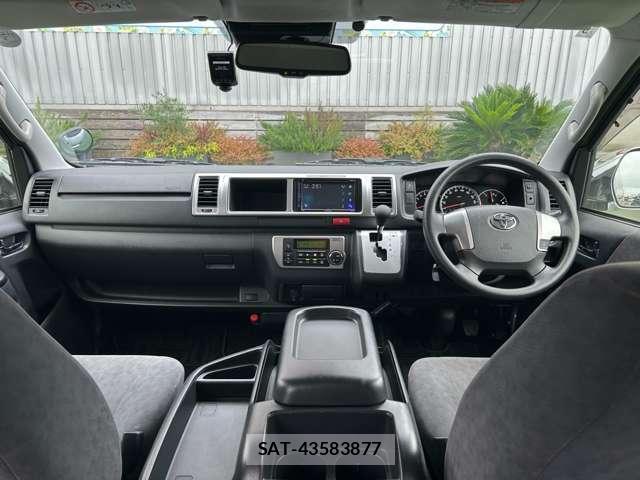 Toyota HIACE WAGON 2019-05 8008810-4