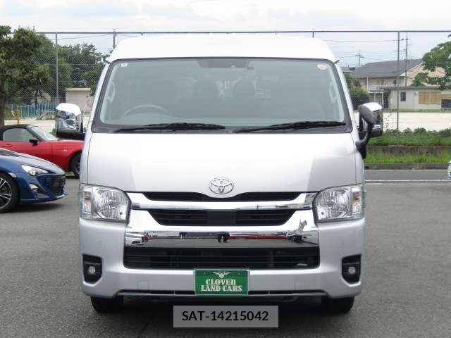 Toyota HIACE WAGON 2022-10 8011825-12