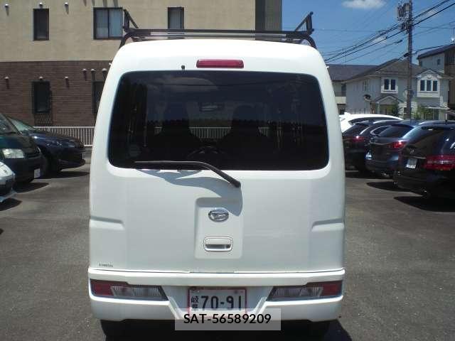 Daihatsu HIJET CARGO 2018-06 8003714-18