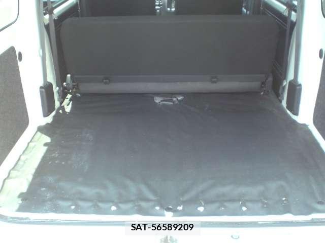 Daihatsu HIJET CARGO 2018-06 8003714-7