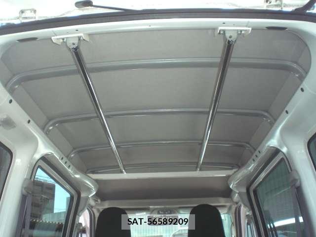 Daihatsu HIJET CARGO 2018-06 8003714-8