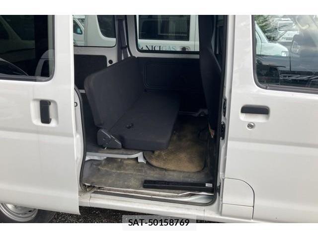 Daihatsu HIJET CARGO 2021-06 8004271-4