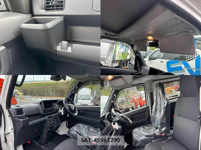 Daihatsu HIJET CARGO 2026-04 8007849-4