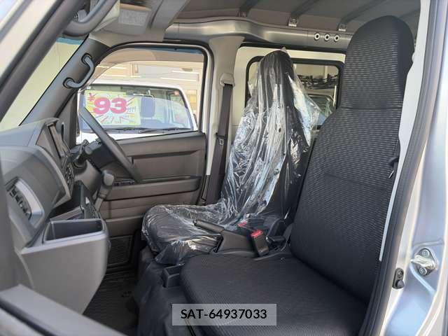 Daihatsu HIJET CARGO 2026-05 8007855-19