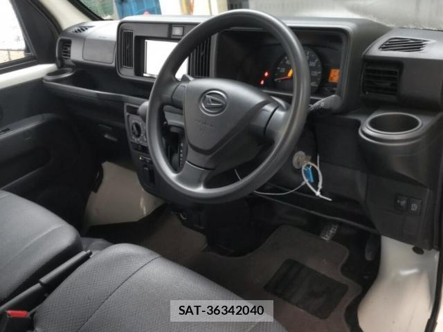 Daihatsu HIJET CARGO 2018-11 8008726-2