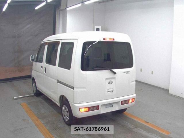 Daihatsu HIJET CARGO 2016-04 8010743-1