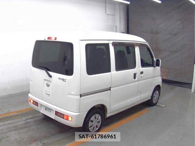 Daihatsu HIJET CARGO 2016-04 8010743-4