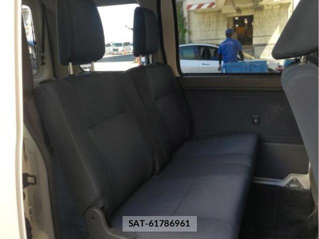 Daihatsu HIJET CARGO 2016-04 8010743-5