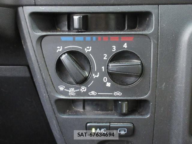 Daihatsu HIJET CARGO 2021-04 8010816-13