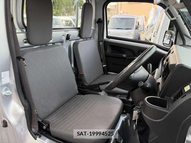Daihatsu HIJET TRUCK 2020-05 8007853-16