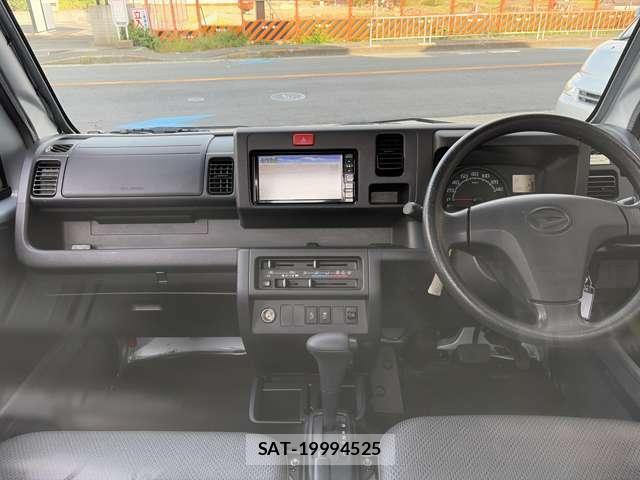 Daihatsu HIJET TRUCK 2020-05 8007853-19