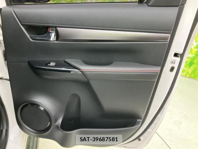 Toyota HILUX 2022-03 8003001-5