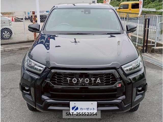 Toyota HILUX 2023-03 8011464-11