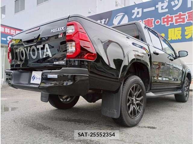 Toyota HILUX 2023-03 8011464-15