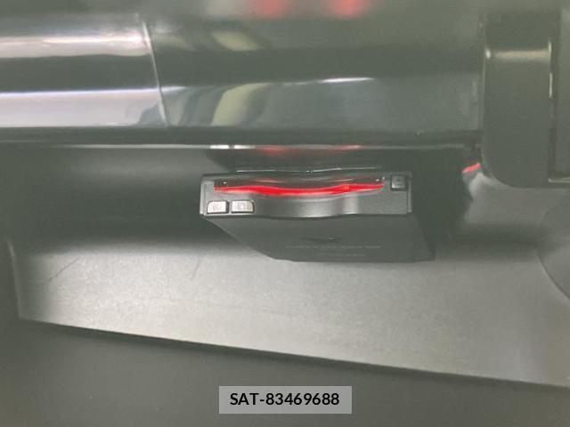 Toyota HILUX 2024-05 8012220-17