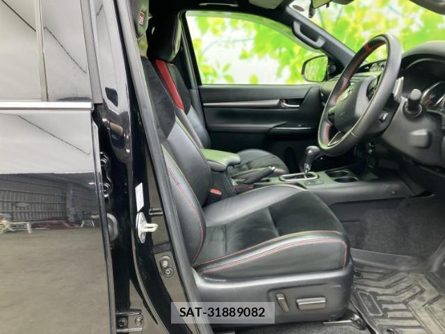 Toyota HILUX 2022-11 8012221-3