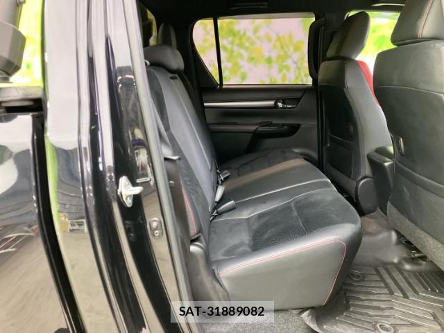 Toyota HILUX 2022-11 8012221-4