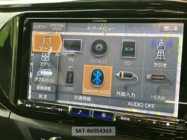 Toyota HILUX 2023-06 8012380-10