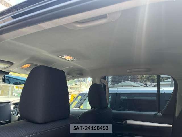 Toyota HILUX 2023-05 8012500-11