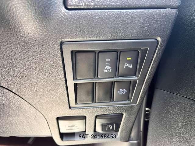Toyota HILUX 2023-05 8012500-19