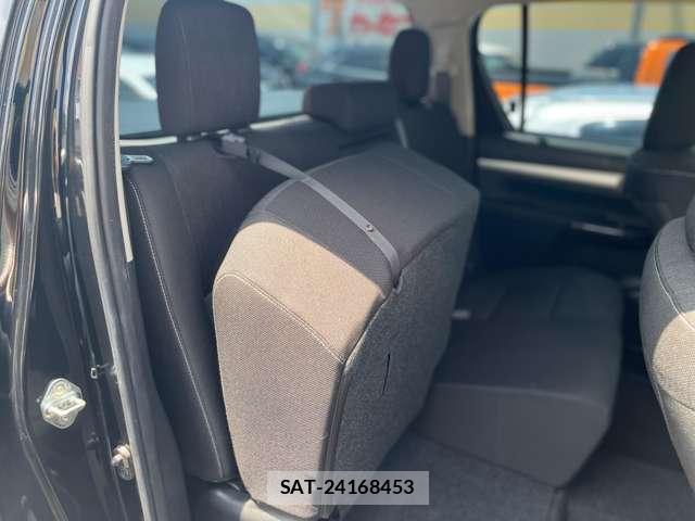 Toyota HILUX 2023-05 8012500-9