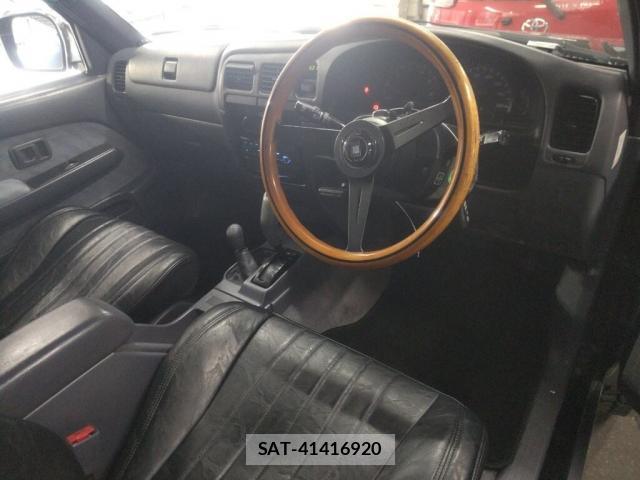Toyota HILUX 2000-10 8003750-2