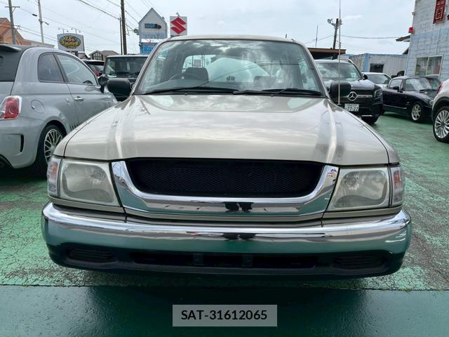 Toyota HILUX 2003 8011276-1