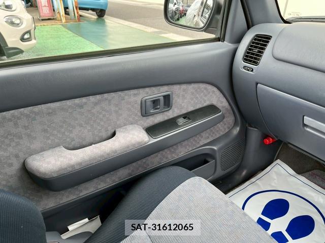 Toyota HILUX 2003 8011276-15