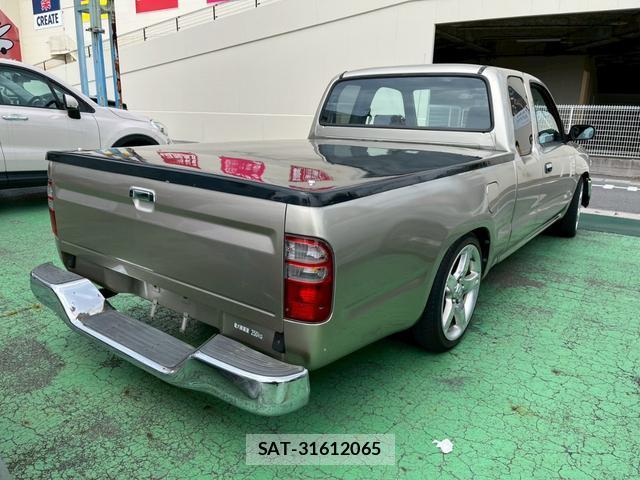 Toyota HILUX 2003 8011276-3