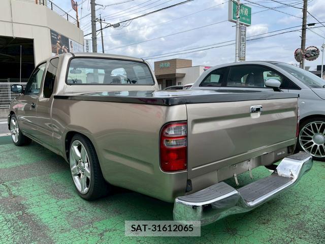 Toyota HILUX 2003 8011276-5