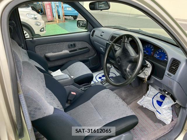 Toyota HILUX 2003 8011276-6