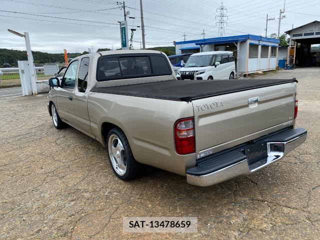 Toyota HILUX 2003-02 8011729-11
