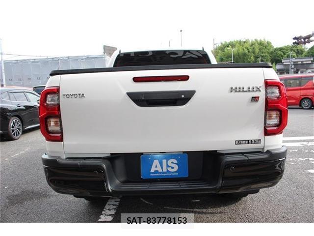 Toyota HILUX 2022-11 8002961-13