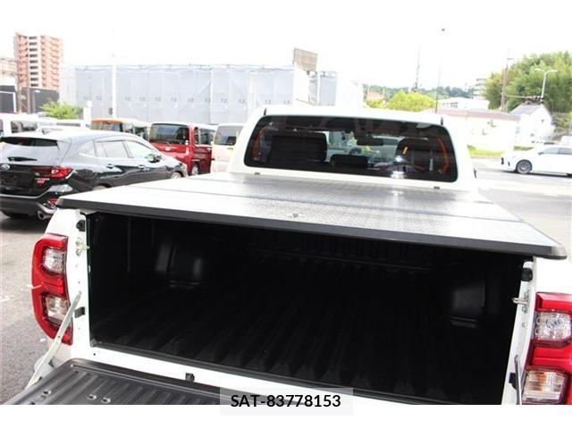 Toyota HILUX 2022-11 8002961-15
