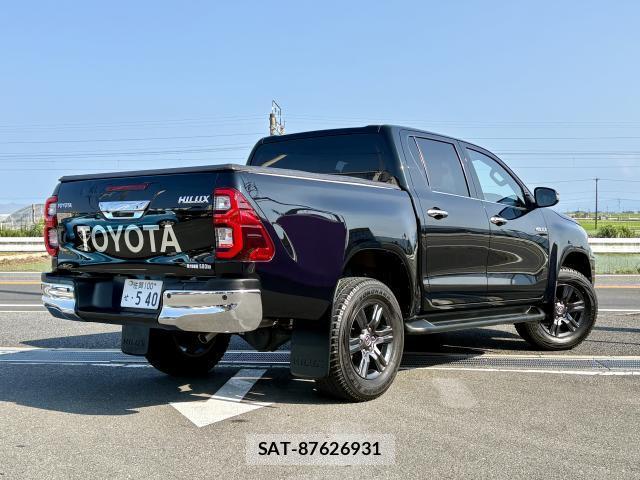 Toyota HILUX 2023-09 8003810-1