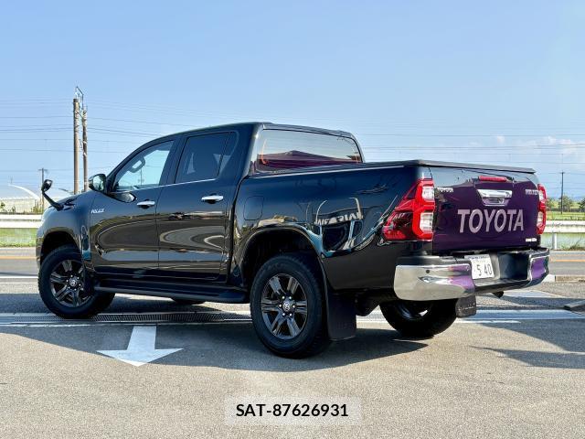 Toyota HILUX 2023-09 8003810-3