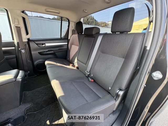 Toyota HILUX 2023-09 8003810-8
