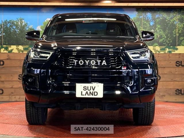Toyota HILUX 2022-04 8003887-13