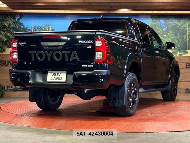 Toyota HILUX 2022-04 8003887-16