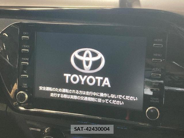 Toyota HILUX 2022-04 8003887-2