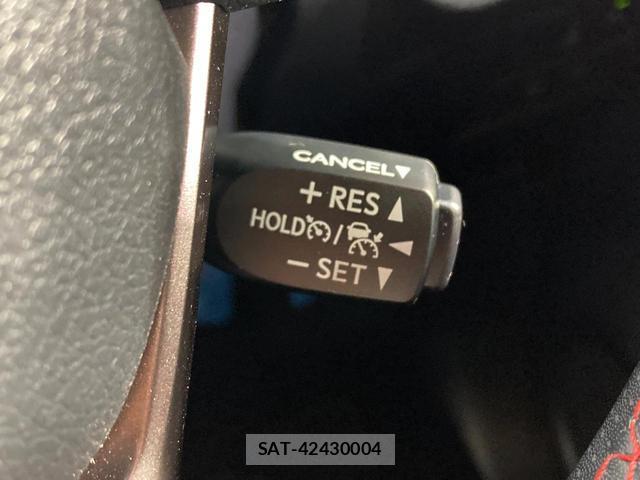 Toyota HILUX 2022-04 8003887-4