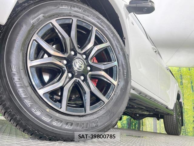 Toyota HILUX 2023-11 8005795-12
