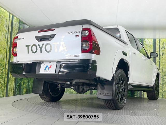 Toyota HILUX 2023-11 8005795-16