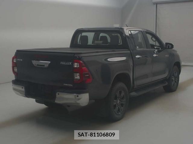Toyota HILUX 2022-03 8009326-1