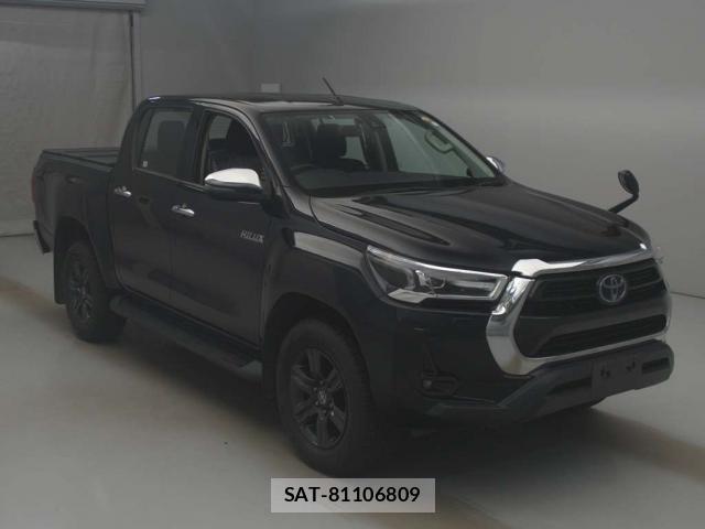 Toyota HILUX 2022-03 8009326-9