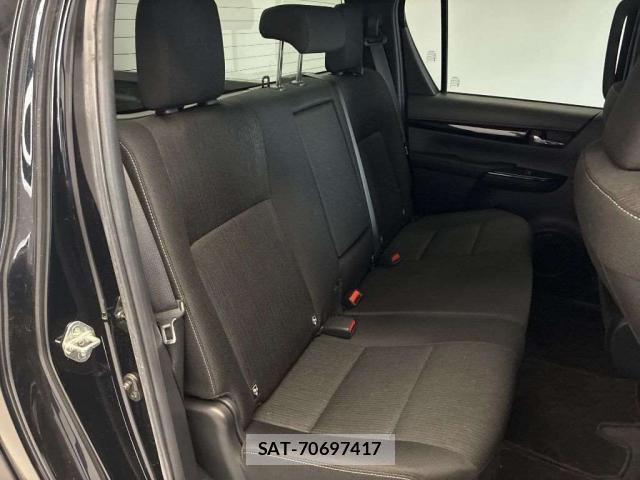 Toyota HILUX 2020-01 8009330-4