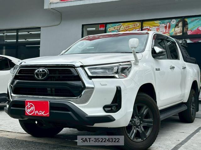 Toyota HILUX 2023-08 8009877-7