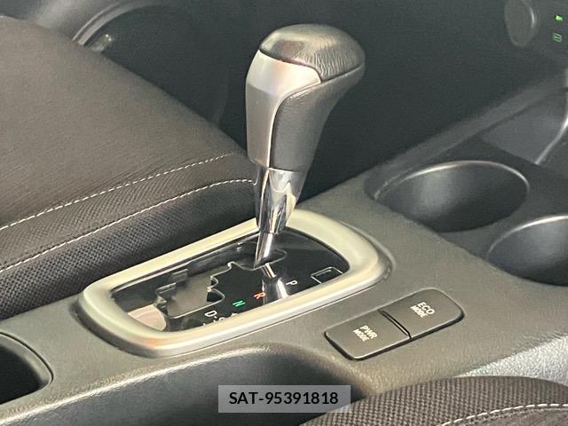 Toyota HILUX 2021-03 8011183-14