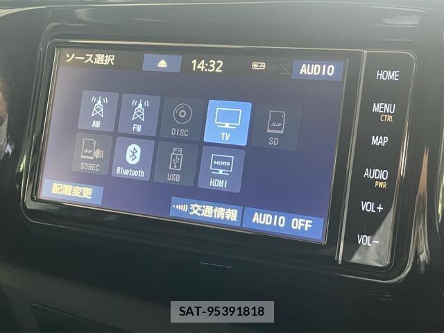 Toyota HILUX 2021-03 8011183-9