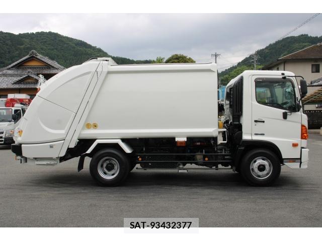 Hino RANGER 2014-03 8003164-4